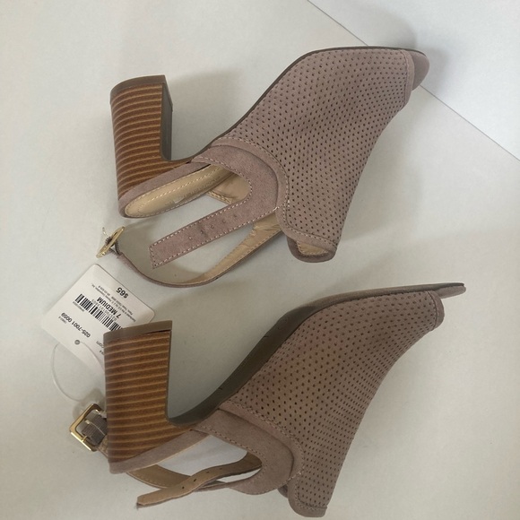 Liz Claiborne NWT heels size 7 memory foam - Picture 5 of 7